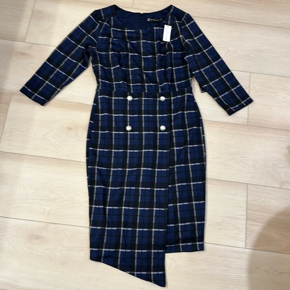 New York & Company Plaid Button-Detail Sheath Dress - Picture 3 of 5